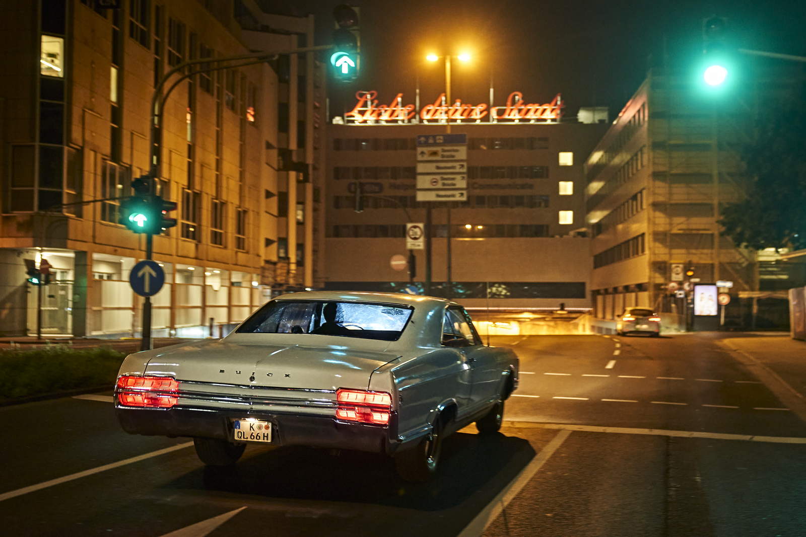 Buick Le Sabre 400 Köln bei Nacht